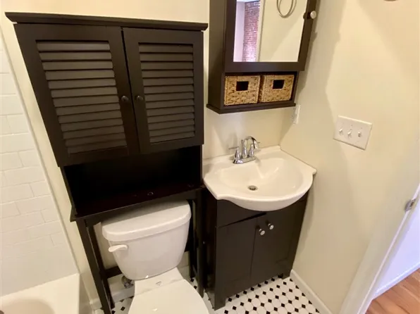 149 Grand Street image 9 of 12