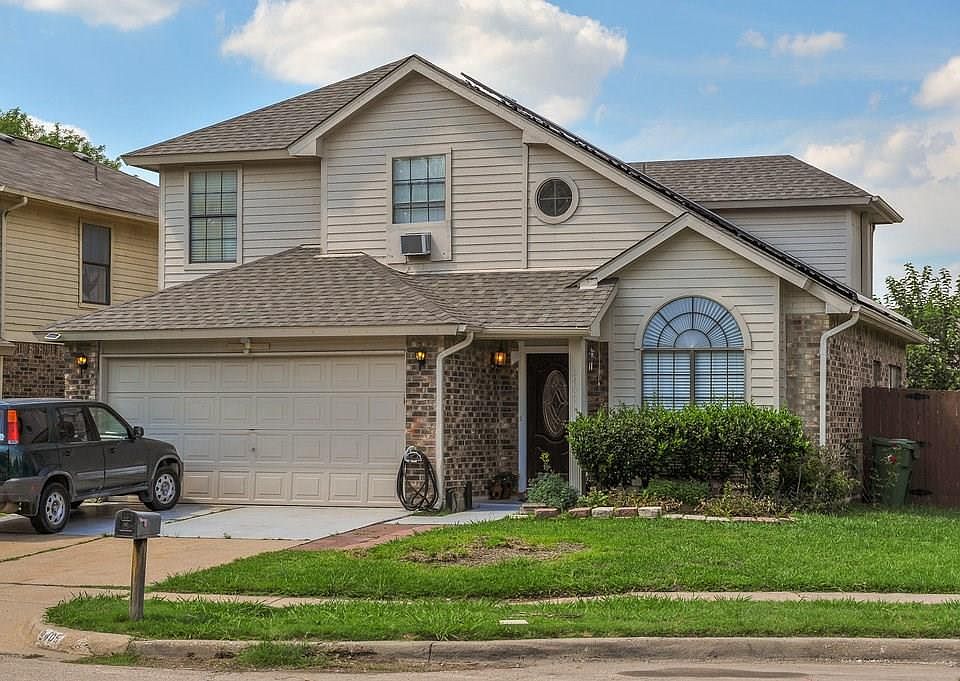 1st image of 2405 Clareton Dr