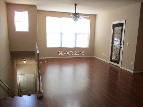4th image of 5855 Valley Dr Unit 2054
