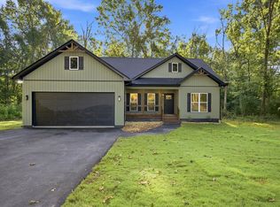 60 Tommy Ln, Rossville, GA 30741