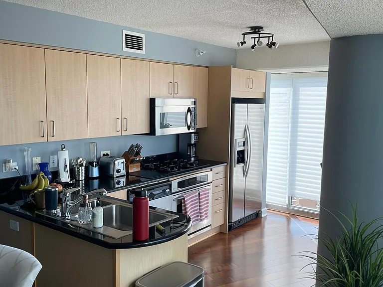 1720 Maple Ave #2560 — Photo 17