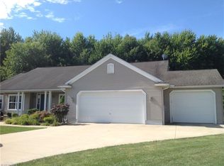 1009 Santa Fe Ct, Grafton, OH 44044