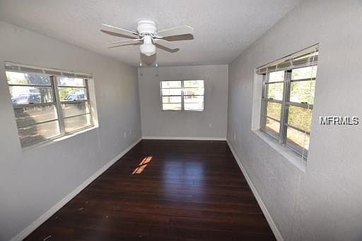 2nd image of 1024 Sunshine Dr E
