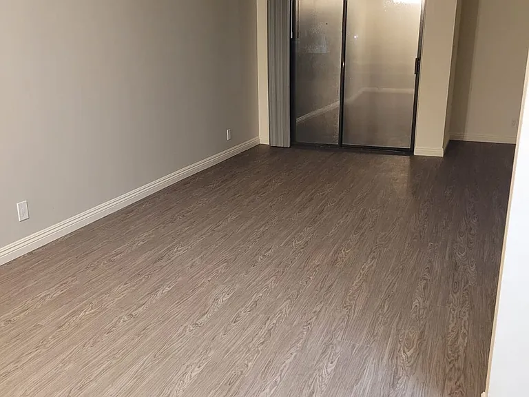 073 - Canyon Crest Hills Apartments — Photo 9
