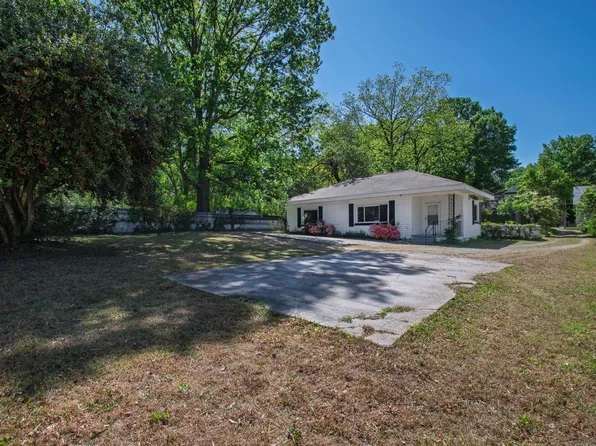 2618 Bedford Ave, Raleigh, NC 27607