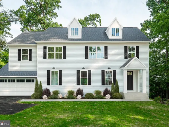 518 E South St, Kennett Square, PA 19348