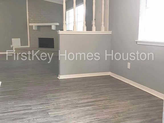 2nd image of 4923 Kilkenny Dr
