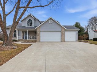 1197 Dolan Drive, Sun Prairie, WI 53590