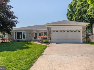 1981 Greentree Rd, Cherry Hill, NJ 08003