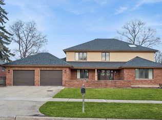 1415 Lori Lyn Ln, Northbrook, IL 60062