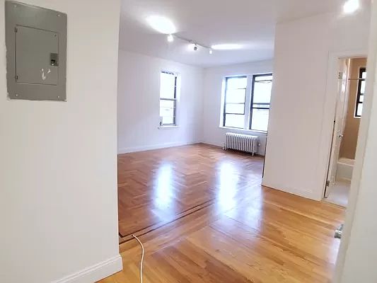 1st image of 464 Clinton Ave #G6