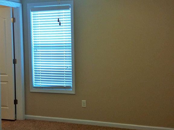 3rd image of 225 Glen Cannon Dr