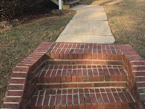 Beautiful Walkway to Front