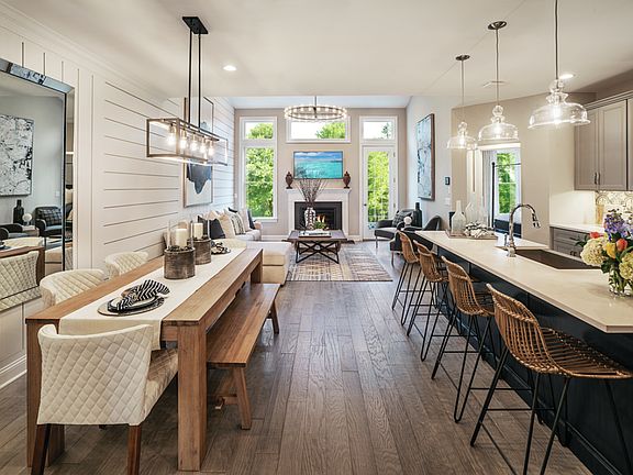 Open floorplan perfect for entertaining