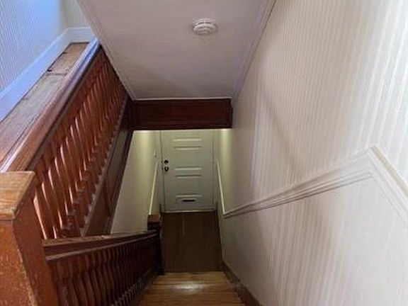 3rd image of 9 Howard St Floor 2