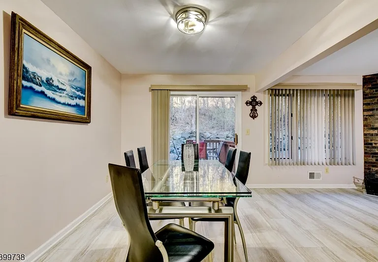 6 Hansen Pl #6 — Photo 12