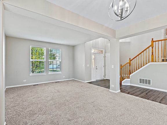4th image of 1319 Prescott Dr