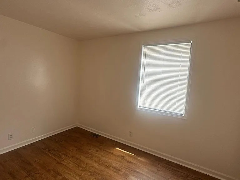 Evergreen Townhomes — Photo 13