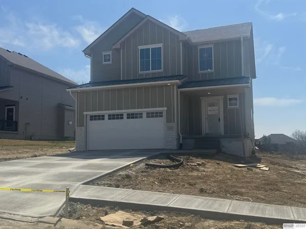 11613 Potter St, Omaha, NE 68142