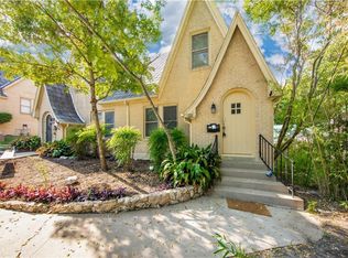 405 E 32nd St APT B, Austin, TX 78705