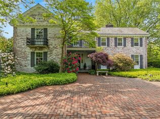 16 Mitchell Rd, Pittsford, NY 14534