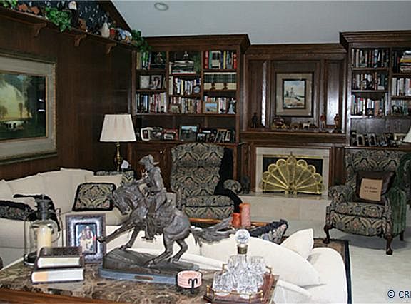 5th image of 870 S Bluebird Cir