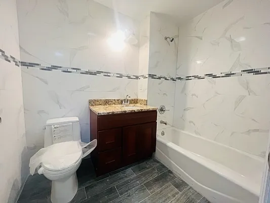 Rented by Nest Seekers International | media 9