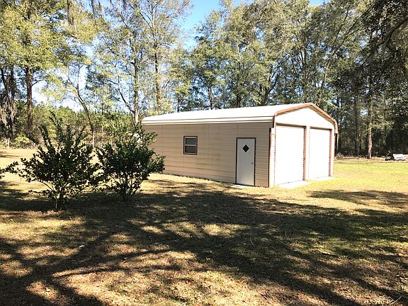 2nd image of 365 SW Duckett Ct