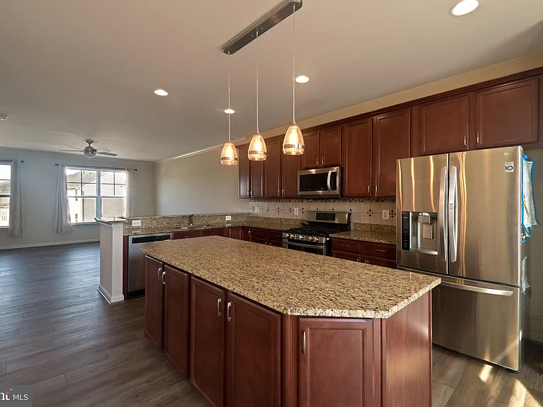 105 Gristmill Ct — Photo 12