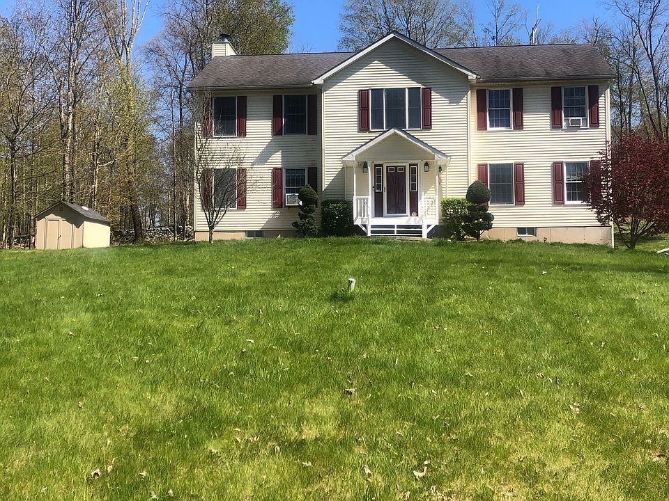 2nd image of 831 Howells Tpke #Tp