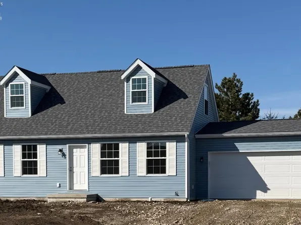 2707 Highland Dr, Sandusky, OH 44870