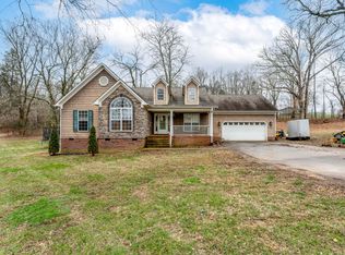 1352 Standing Stone Cir, Columbia, TN 38401