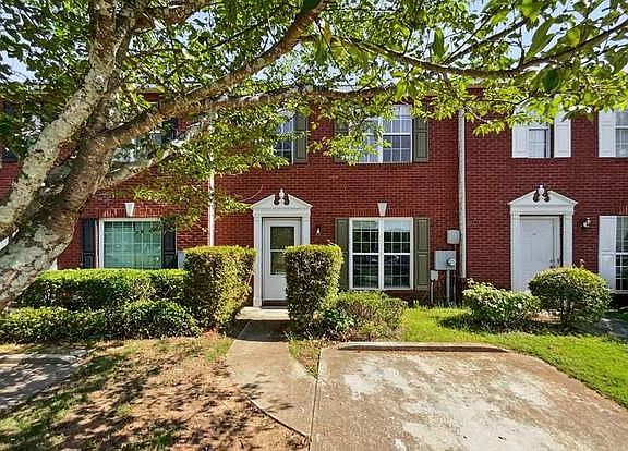 4th image of 5823 Strathmoor Manor Cir #B