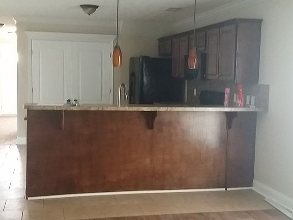 2nd image of 25 Arbor Cove Dr #1