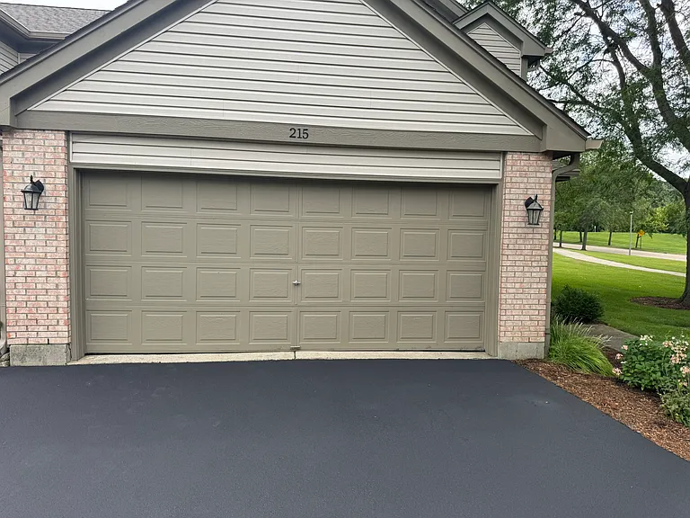 215 Dogwood Ct — Photo 29