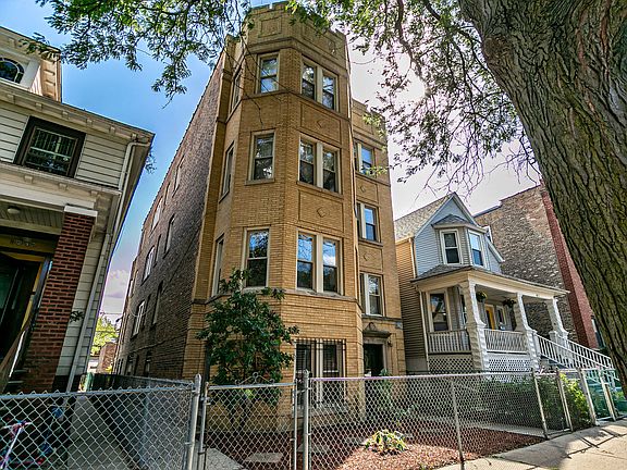 2nd image of 3253 W Leland Ave Unit 3