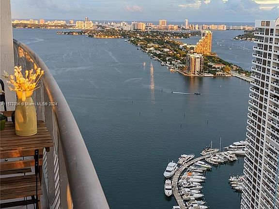 2nd image of 1750 N Bayshore Dr APT 4206