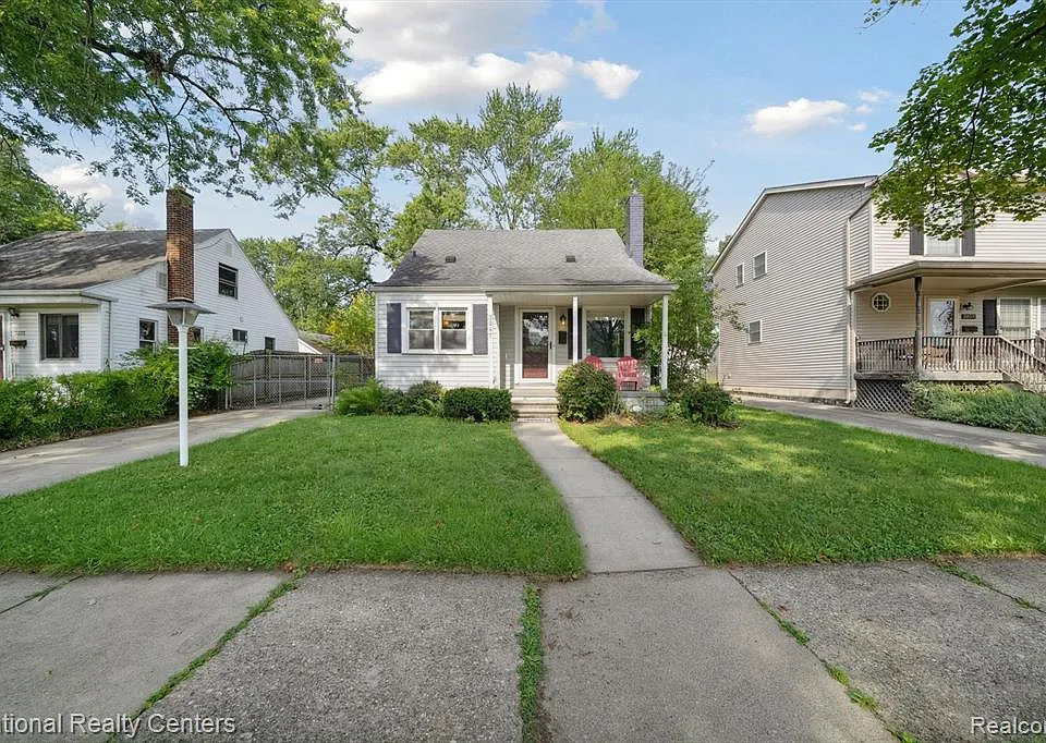 3047 Cummings Ave