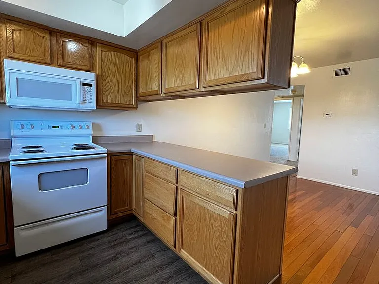 6132 Antelope Villas Cir #218 — Photo 5