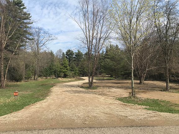 3rd image of LOT 1 Creekwood Dr
