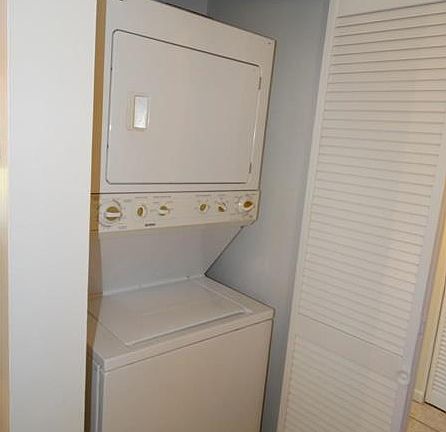 5th image of 10001 Twin Lakes Dr #25-H
