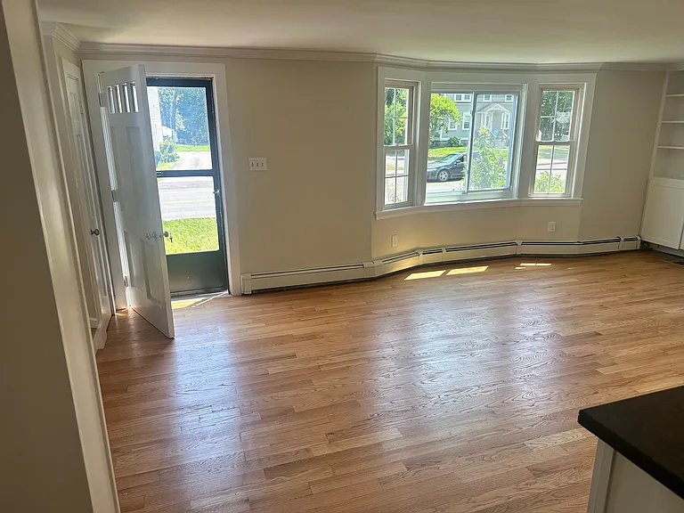 324 Elm St #A — Photo 21