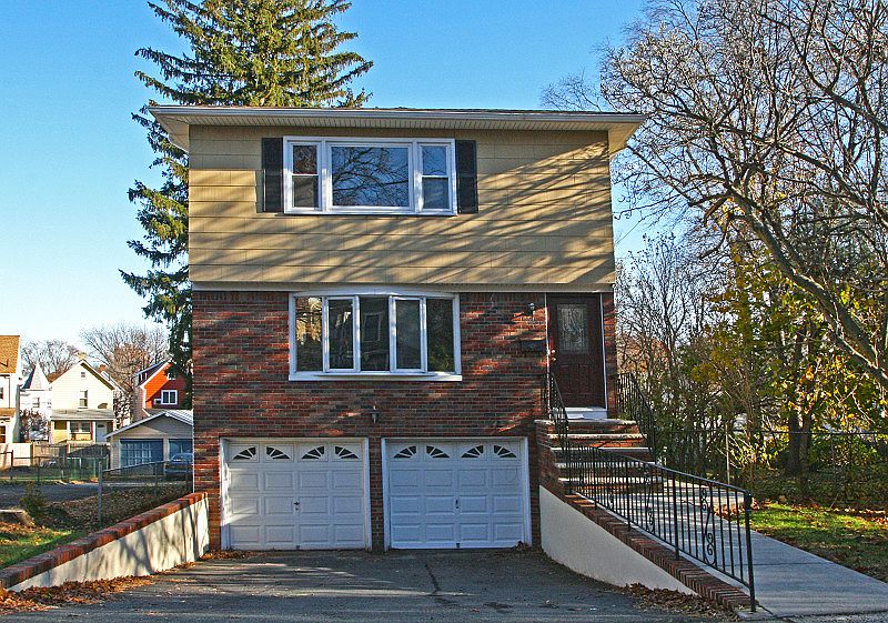 1st image of 197 Ashland Ave