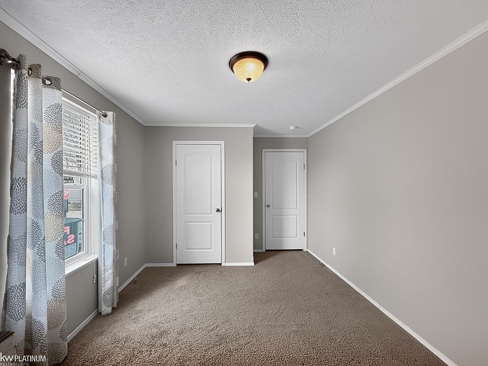50214 Ambleside Ct, photo 18