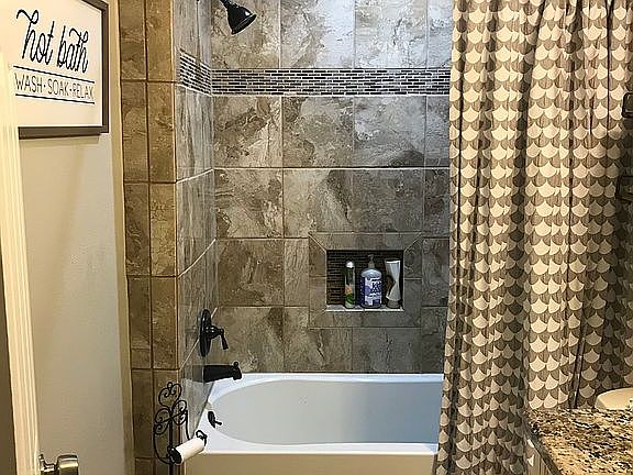 3rd image of 6136 Crosstimber Dr