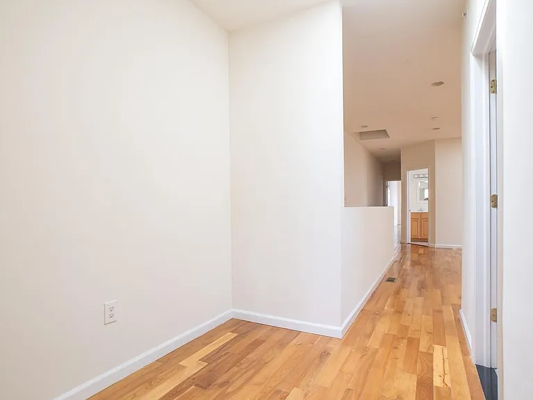 1830 N 16th St #2 — Photo 18