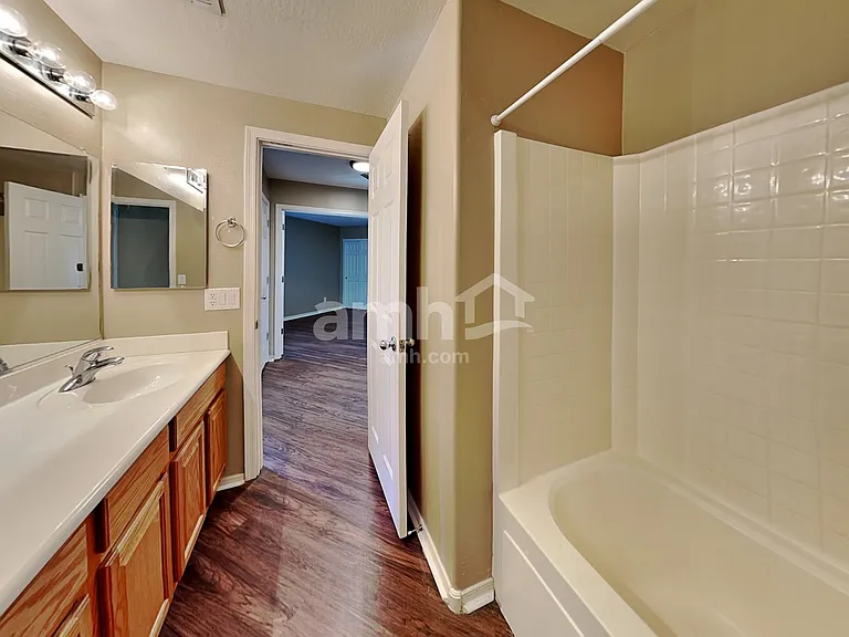 2653 W Sunset Way — Photo 15