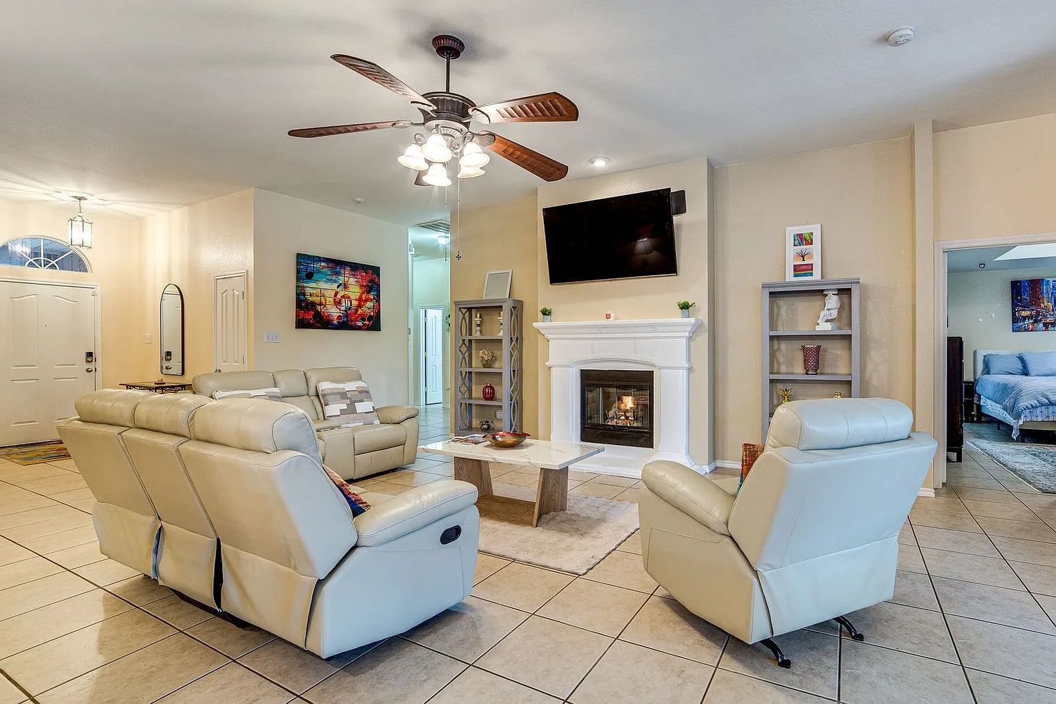 4 bed, 2.0 bath, 2249 sqft, $5,837 — Photo 2