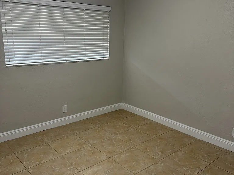 1436 Holly Heights Dr #1 — Photo 6