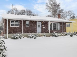 120 Southdale Ave, Charlottetown, PE C1A 6Z7